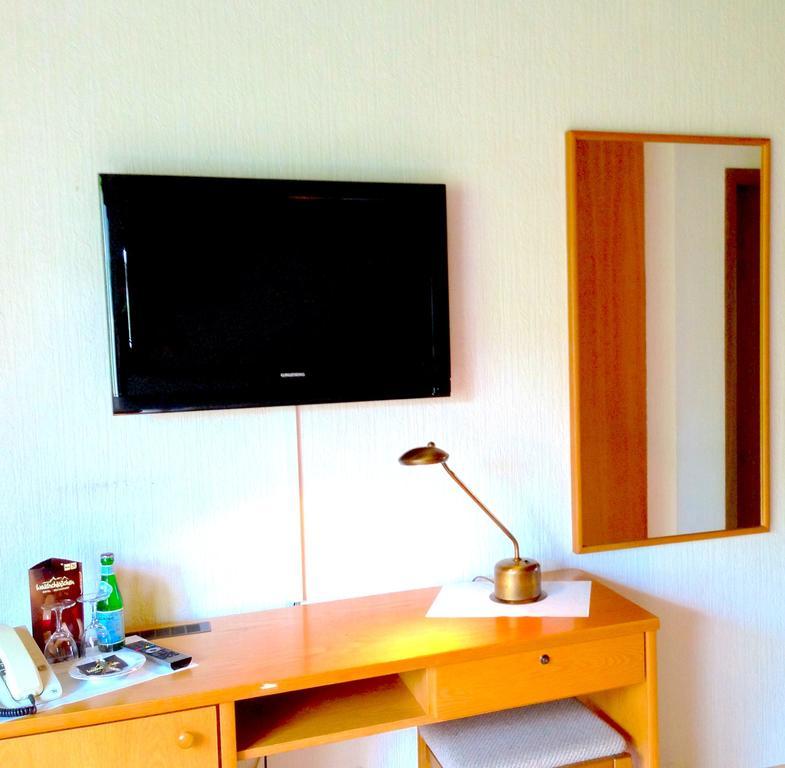 Hotel Waldschlösschen Füchten Zimmer foto